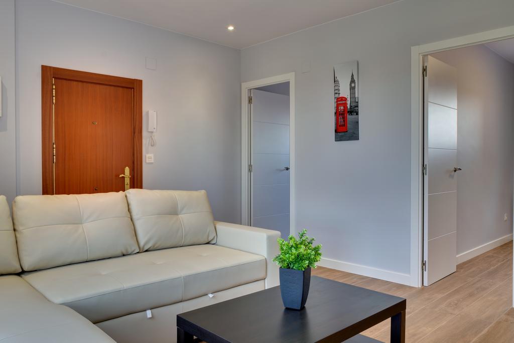 Apartamentos San Lazaro ซาราโกซา ภายนอก รูปภาพ