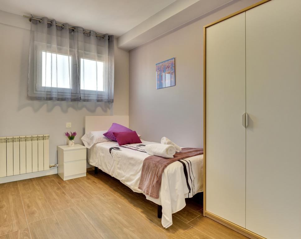 Apartamentos San Lazaro ซาราโกซา ภายนอก รูปภาพ