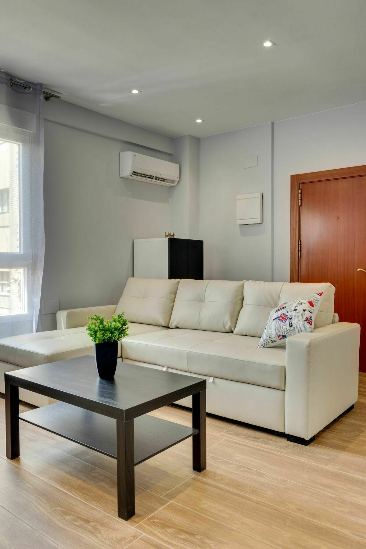 Apartamentos San Lazaro ซาราโกซา ภายนอก รูปภาพ